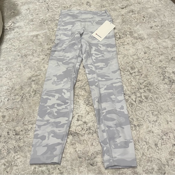 Lululemon Wunder Under HR Tight 25” - Picture 4 of 4